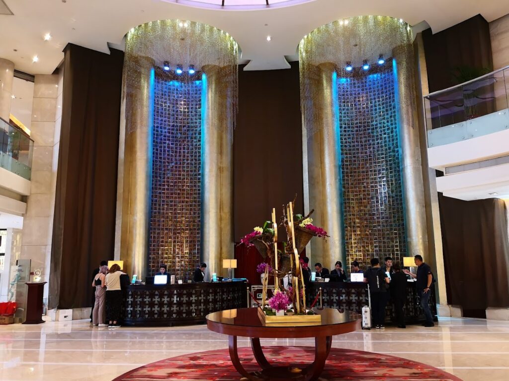 Gehua New Century Hotel Beijing(Bird Nest & Anhua Qiao Metro Station)