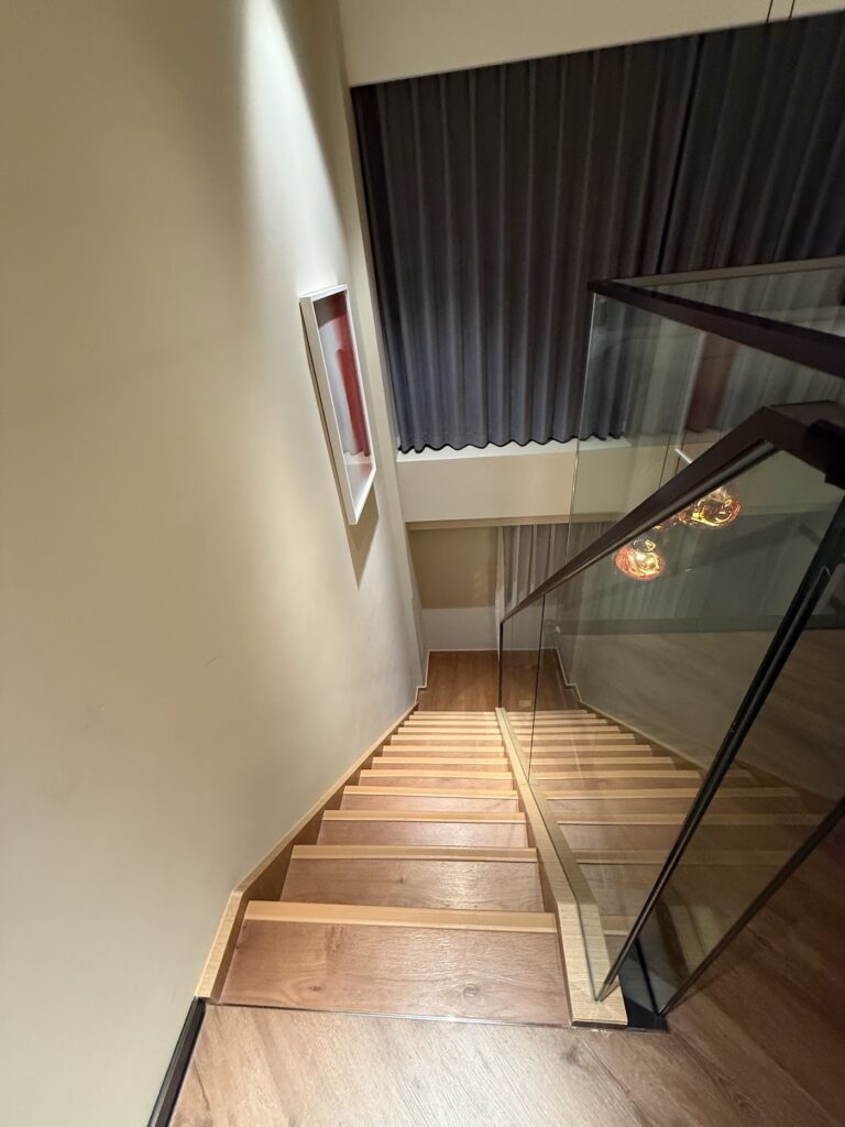 Mia Hotel (Shanghai Xuhui Jiaotong University)