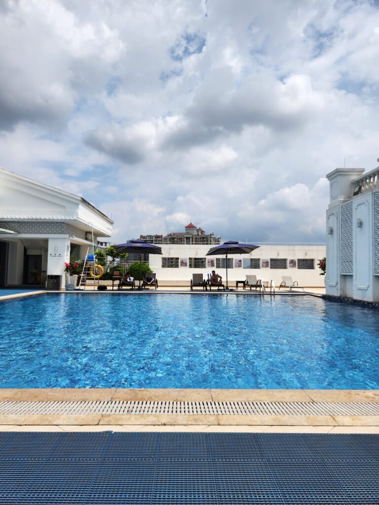 voco Guangzhou Shifu by IHG